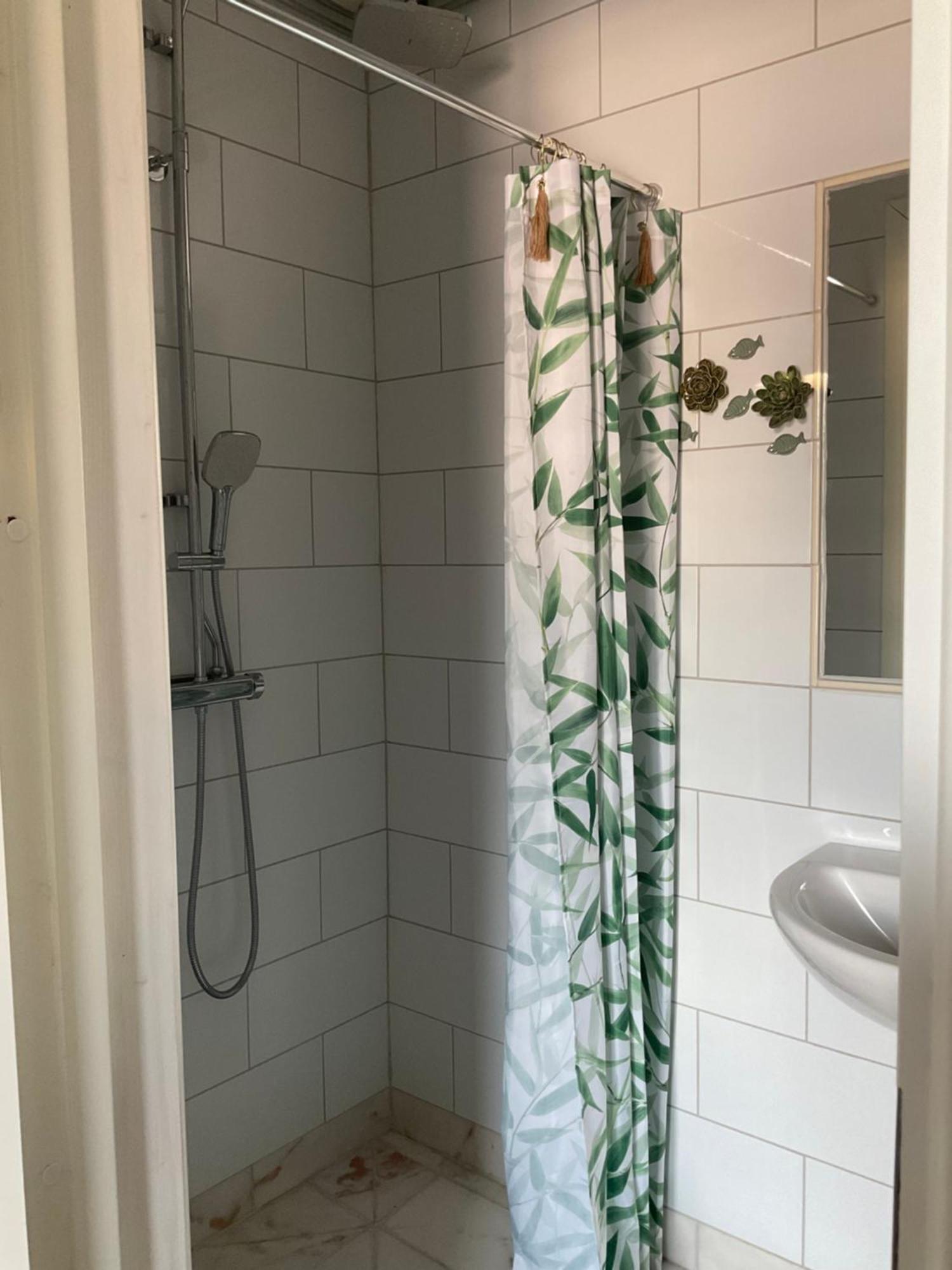 Snaellfaell Country Living - Akerbo Gard Charmigt Renoverad Flygel Kristinehamn Kültér fotó